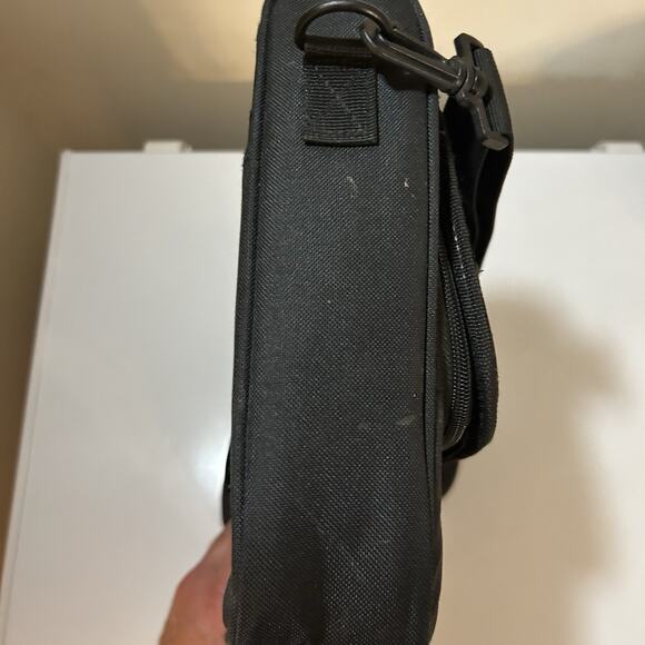 Legend Of Zelda Breath Of The Wild Nintendo Switch Messenger Bag & Hard Case - Picture 4 of 12